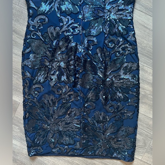 Marina sequin party dress in navy. Size 16 NWOT! - Picture 10 of 12